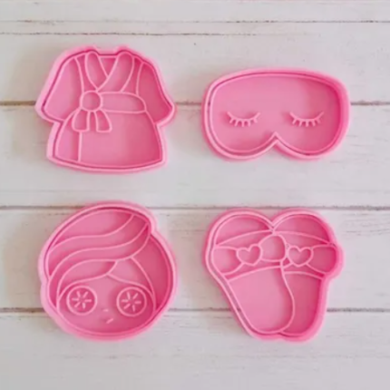 Kit 4 piezas cortador y sello temático spa masajes para galletas y fondant Colombia